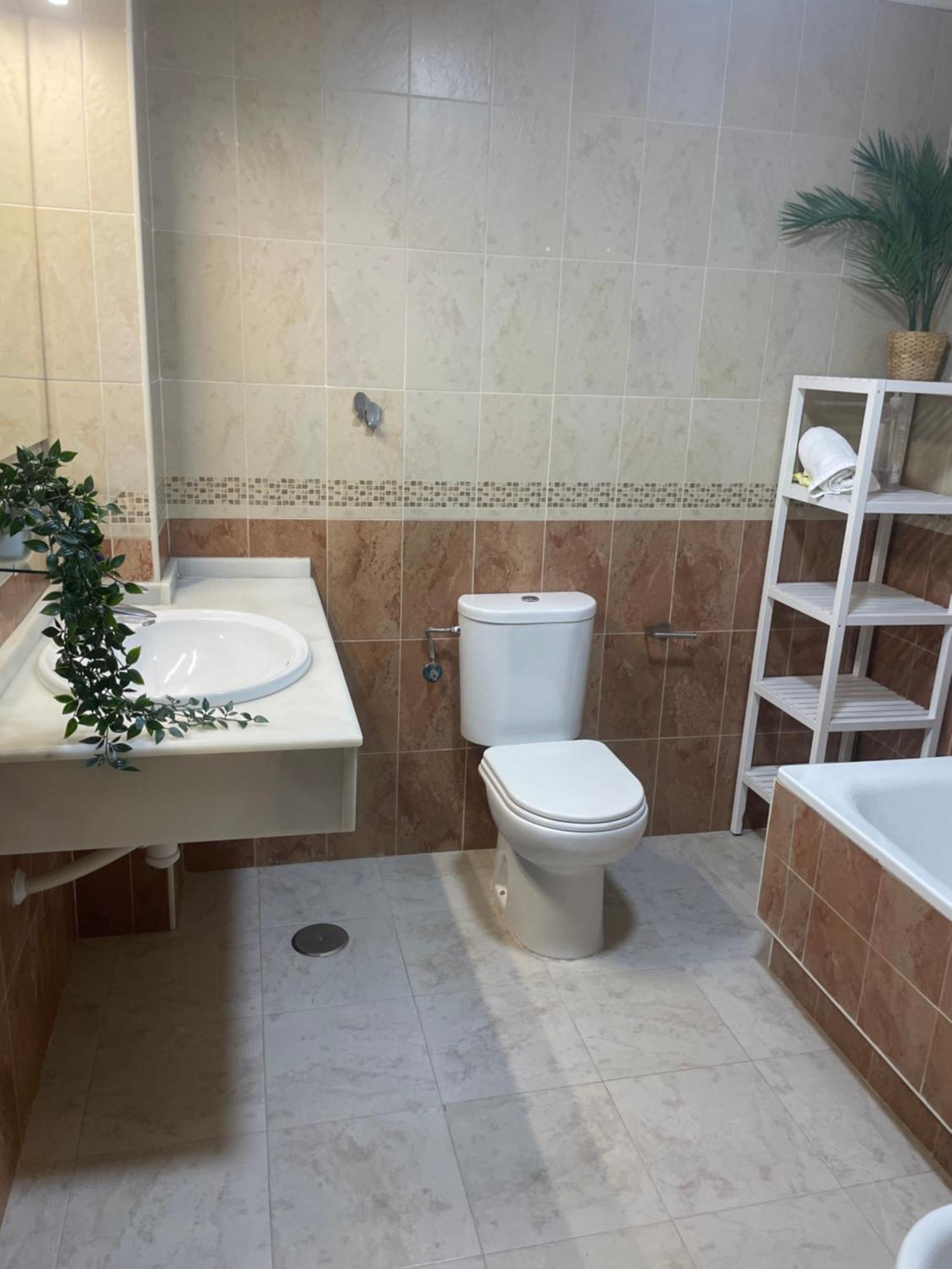 Piso En El Centro De Huelva Silencioso Y Con Gran Patio, Calle La Paz Dış mekan fotoğraf